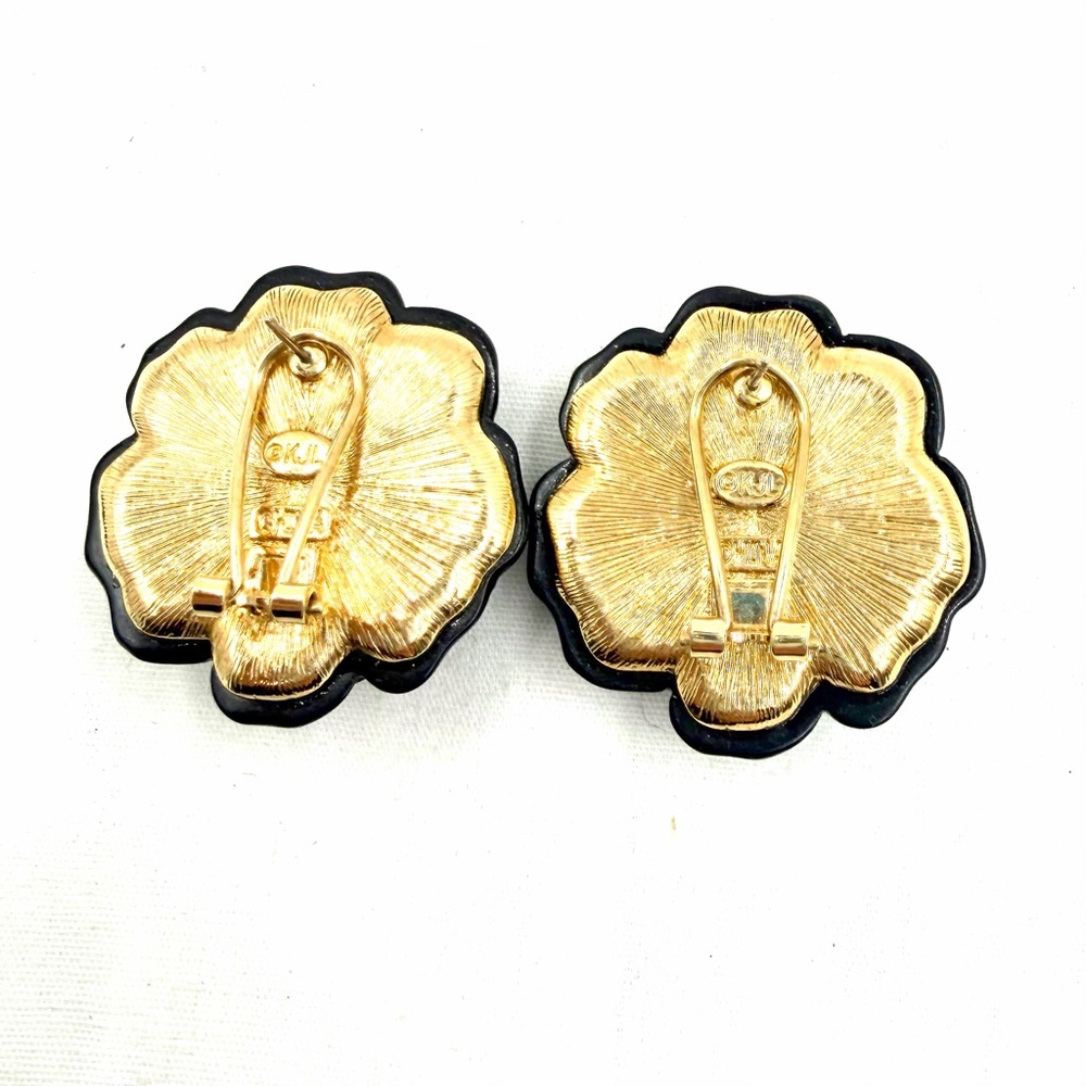 Vintage KJL Kenneth Jay Lane Black Rose Flower Resin Earrings - Picture 9 of 11